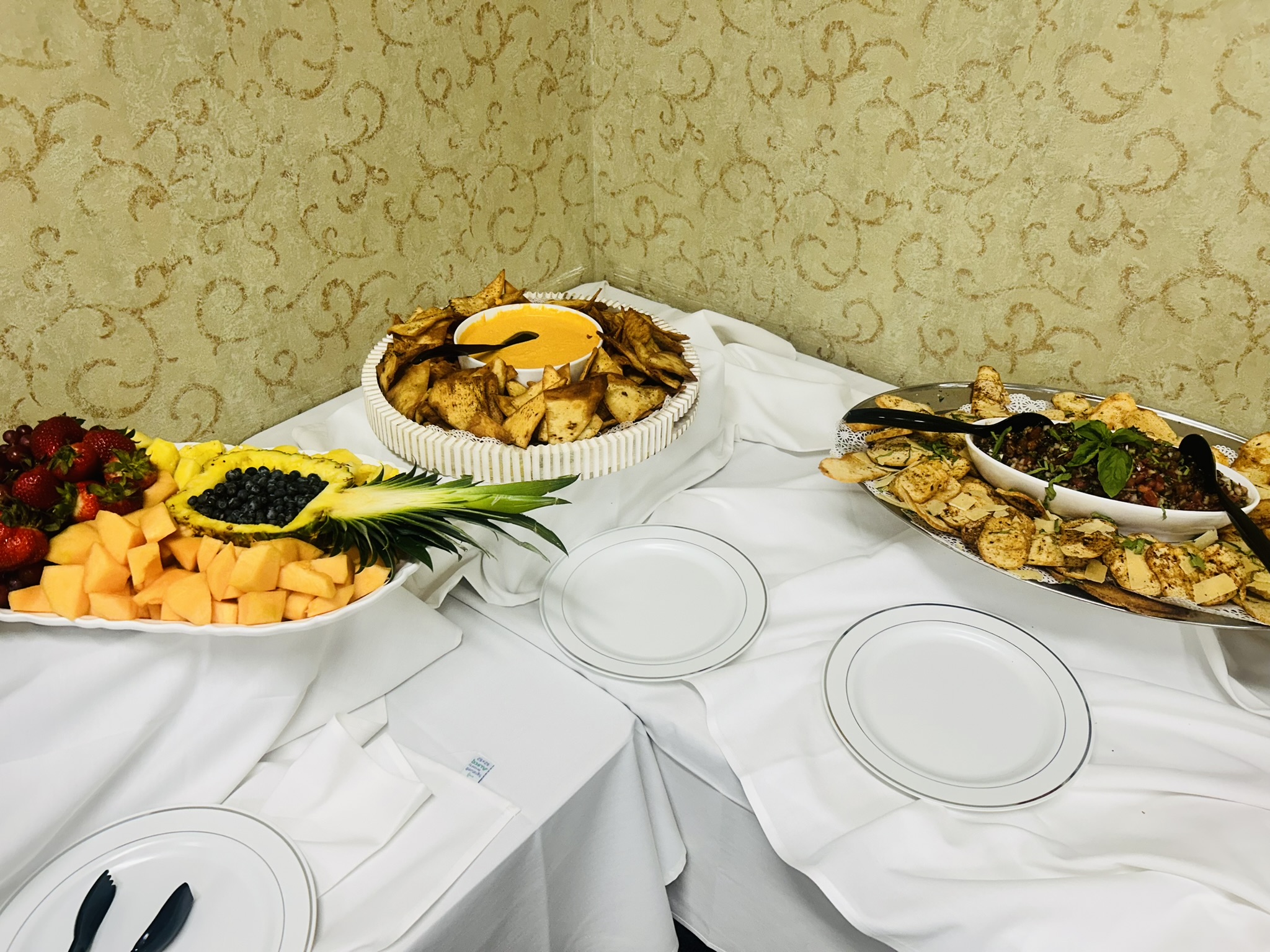 Elegant tablescape for a luxury wedding catered by Fraser Fusion Co. in Atlanta, GA.